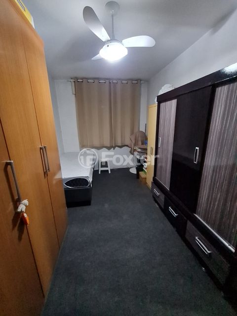 Image 5 - 869264