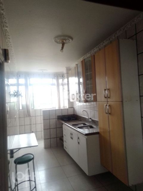 Image 8 - 869276