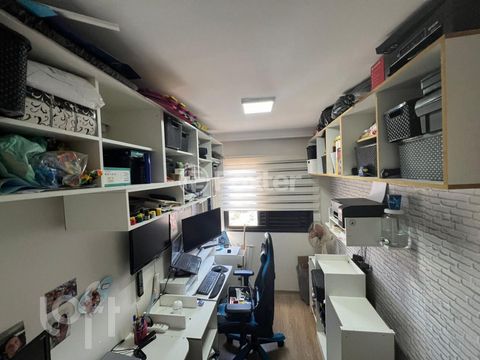 Image 8 - 869289