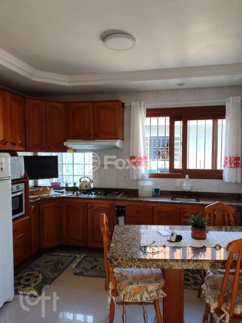 Image 4 - 869306
