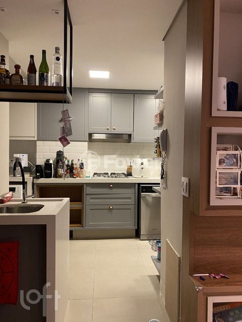 Image 5 - 869312