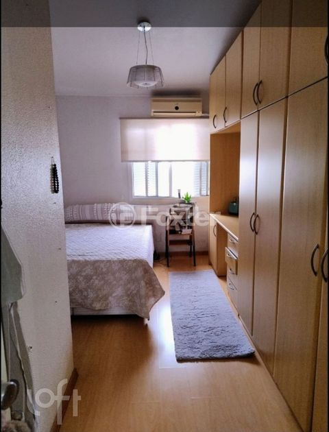 Image 6 - 869317