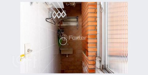 Image 9 - 869326