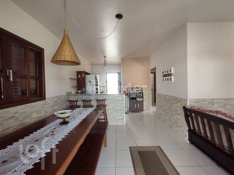 Image 3 - 869332