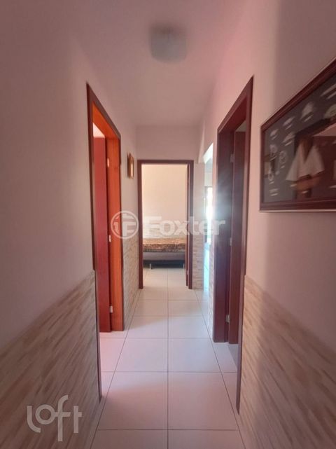Image 7 - 869332
