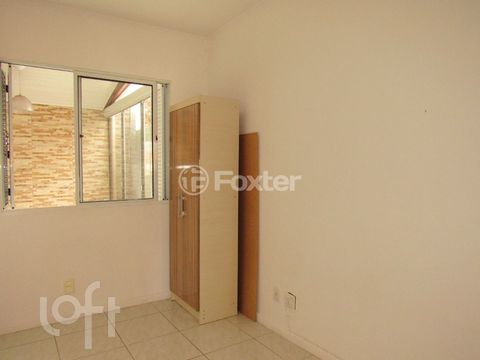 Image 8 - 869355