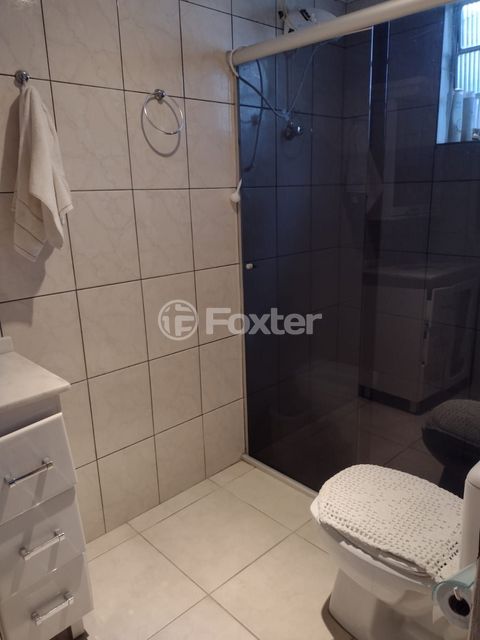 Image 4 - 869365
