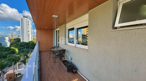 Image 7 - 869368