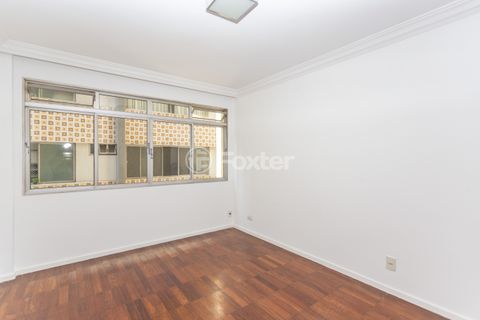 Image 7 - 869417