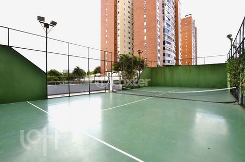 Image 19 - 869438