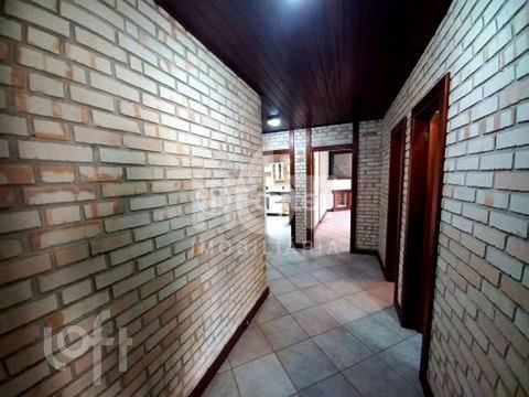 Image 4 - 869439