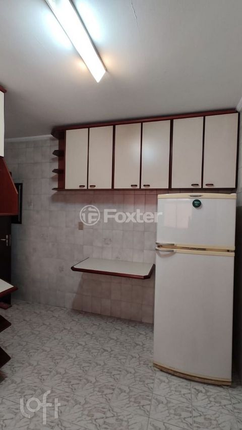 Image 4 - 869461