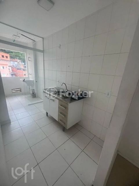 Image 4 - 869463