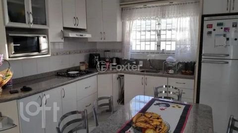 Image 3 - 869472