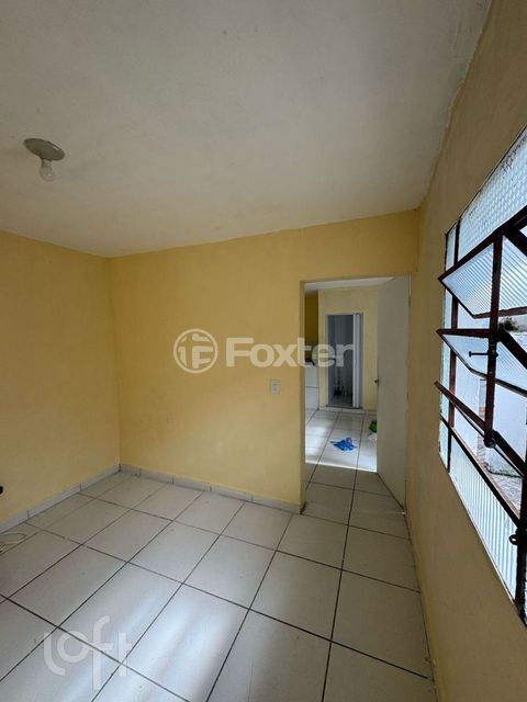 Image 6 - 869475