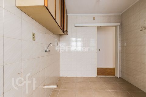 Image 4 - 869485