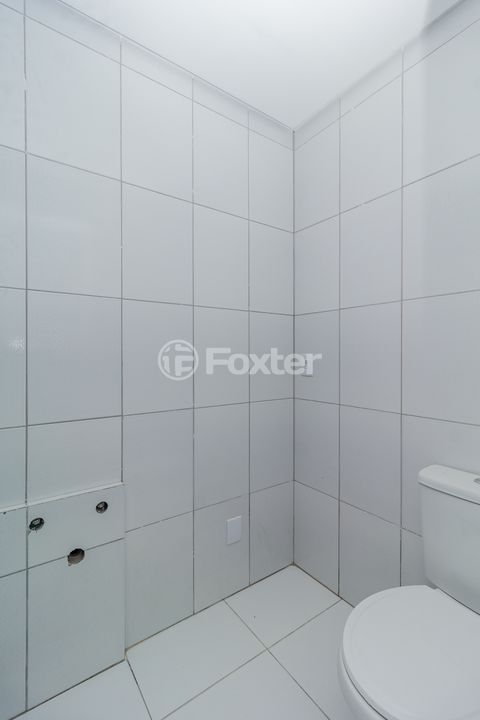 Image 6 - 869501