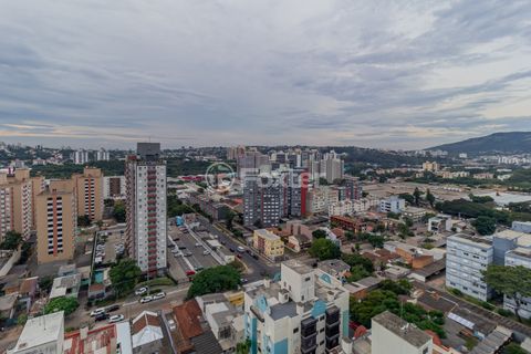 Image 3 - 869501