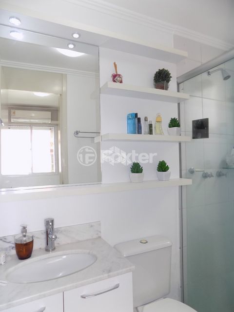 Image 7 - 869502