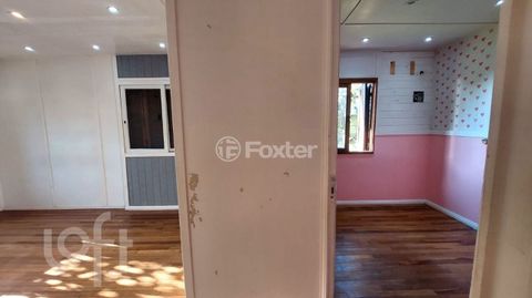 Image 8 - 869526