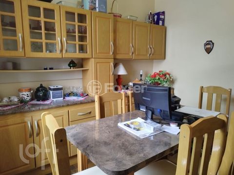 Image 5 - 869529