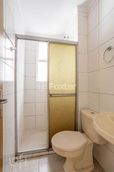 Image 9 - 869533