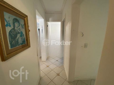 Image 10 - 869535