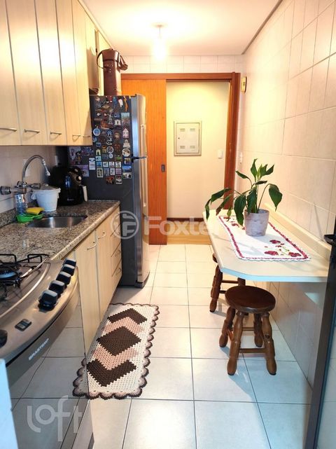 Image 11 - 869553