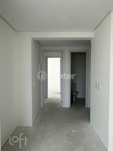 Image 10 - 869564