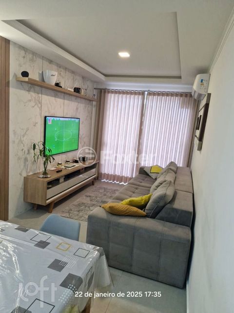 Image 6 - 869566