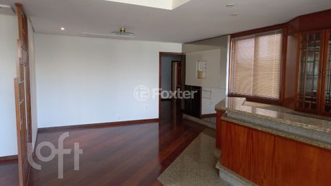 Image 5 - 869567