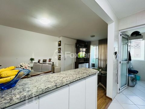 Image 7 - 869601