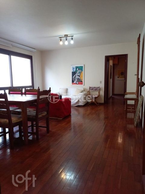 Image 1 - 869605