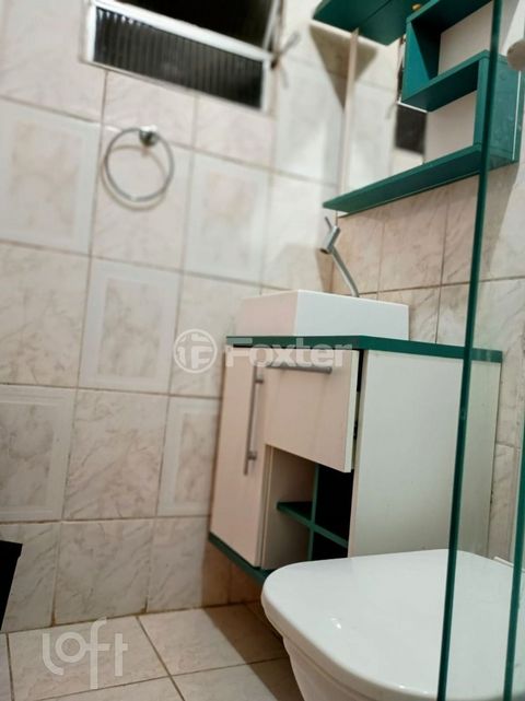 Image 8 - 869625