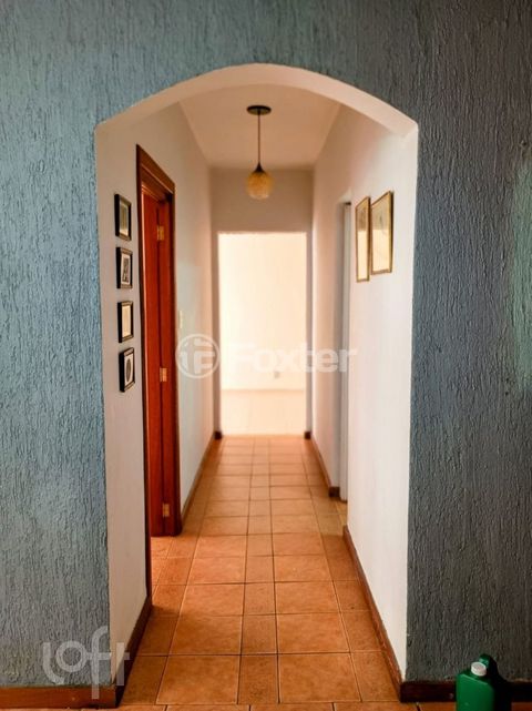 Image 3 - 869625