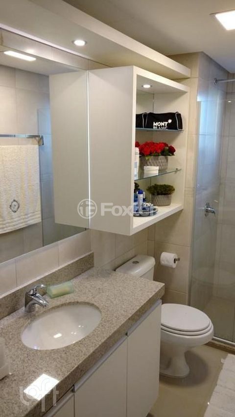 Image 9 - 869662