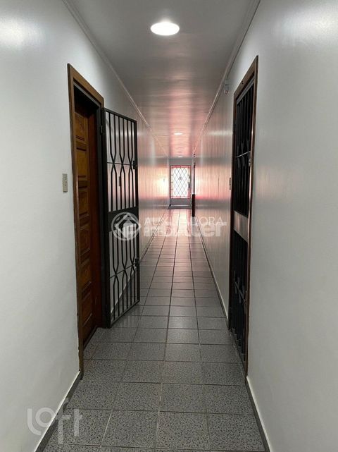 Image 3 - 869663