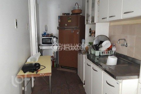 Image 3 - 869675