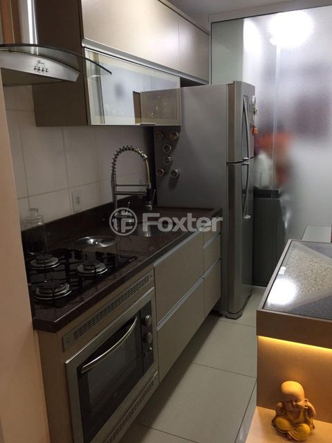 Image 5 - 869679