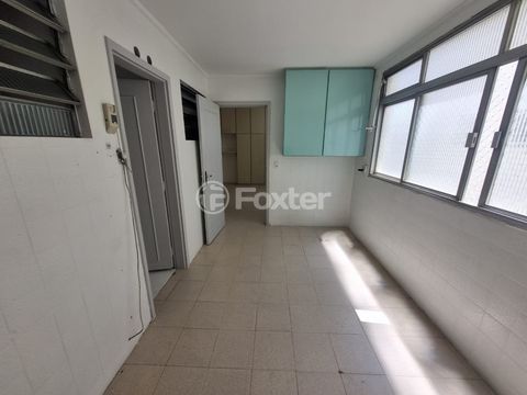 Image 10 - 869765