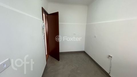 Image 6 - 869777