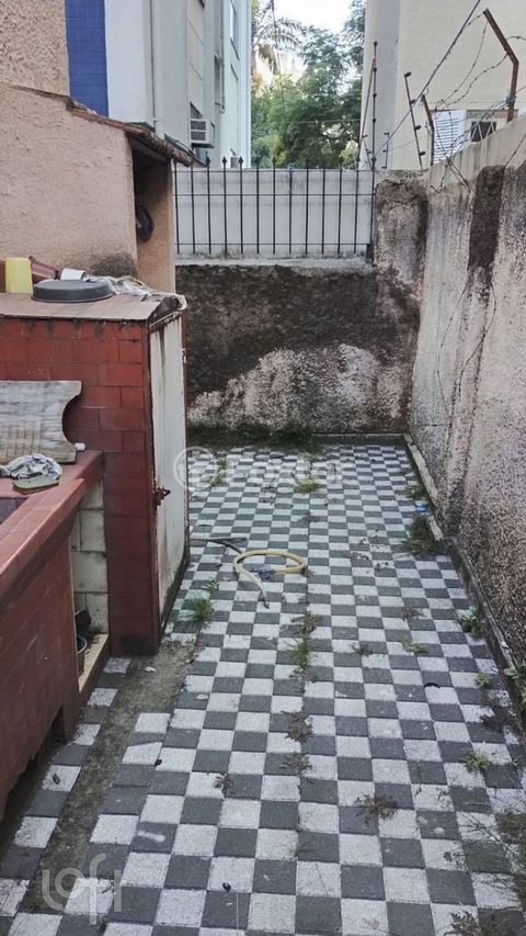 Image 8 - 869778