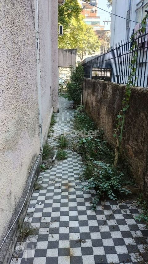 Image 9 - 869778