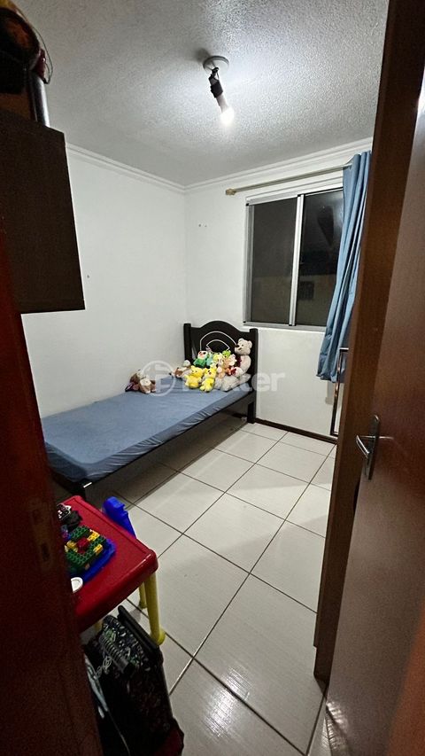 Image 5 - 869785