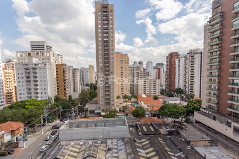 Image 16 - 869839