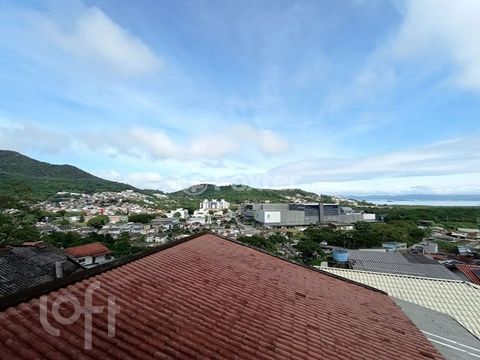Image 1 - 869843