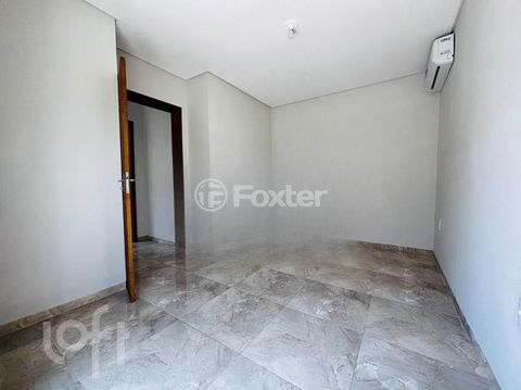 Image 7 - 869845