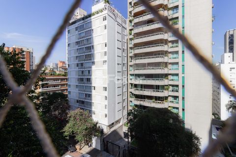 Image 7 - 869853