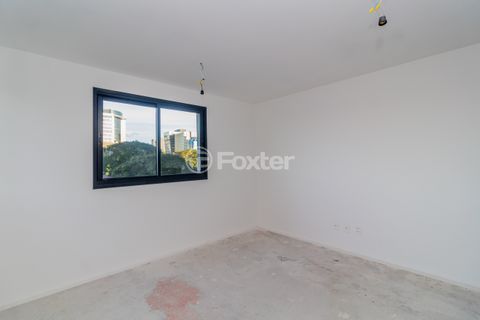 Image 3 - 869855