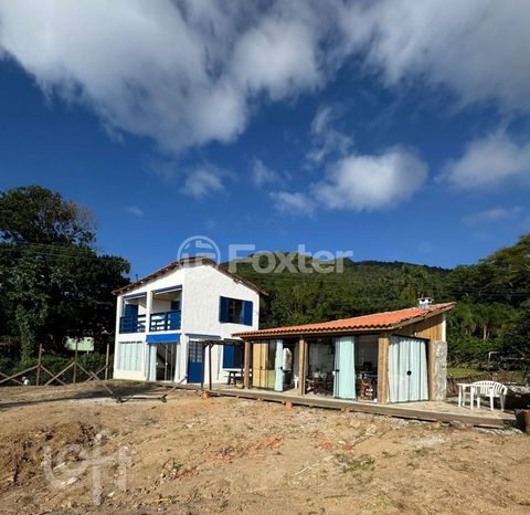 Image 10 - 869866